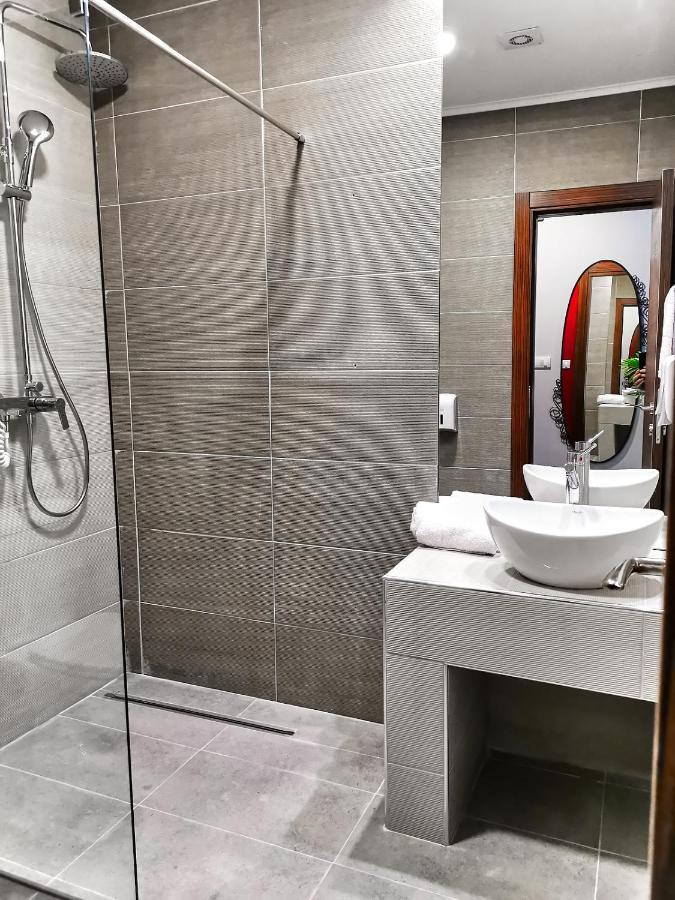 Restoran Orijent 5 Aparthotel Sombor Bagian luar foto