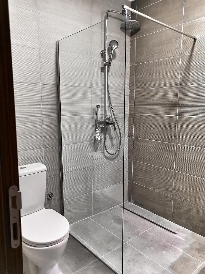 Restoran Orijent 5 Aparthotel Sombor Bagian luar foto