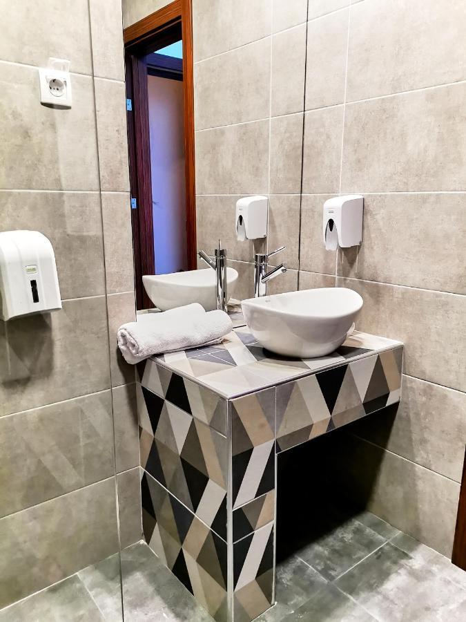 Restoran Orijent 5 Aparthotel Sombor Bagian luar foto